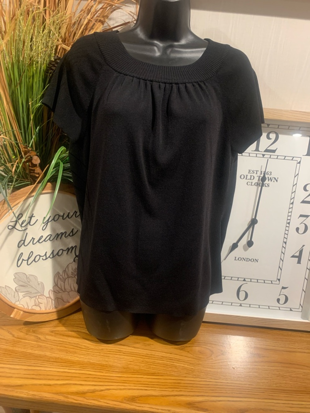 LOFT Black Short-Sleeve Scoop Neck Sweater